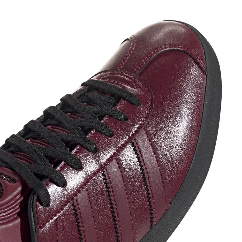 adidas Gazelle - Burgundy / Black