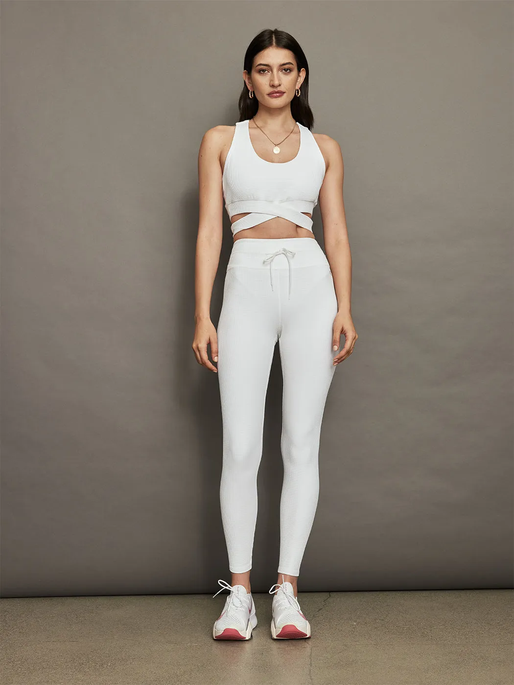 Advantage Sports Bra - White