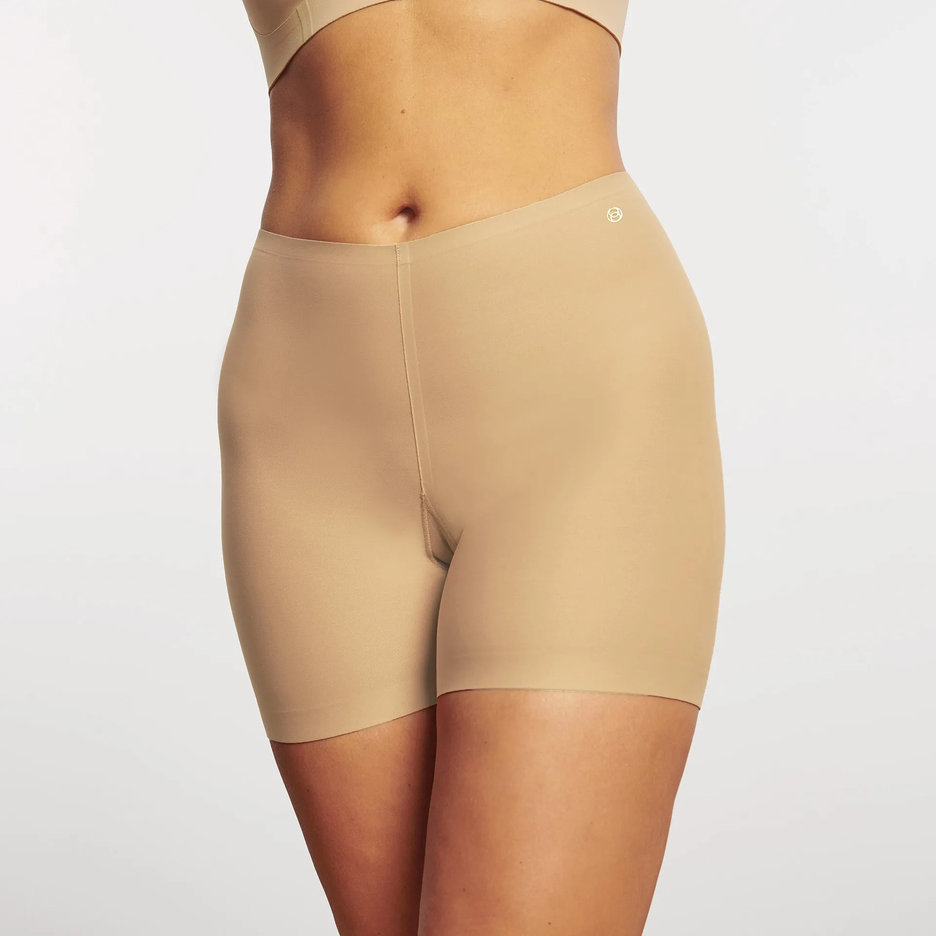 Evelyn & Bobbie Slip Short in Basic Colors Queen Size 16-24