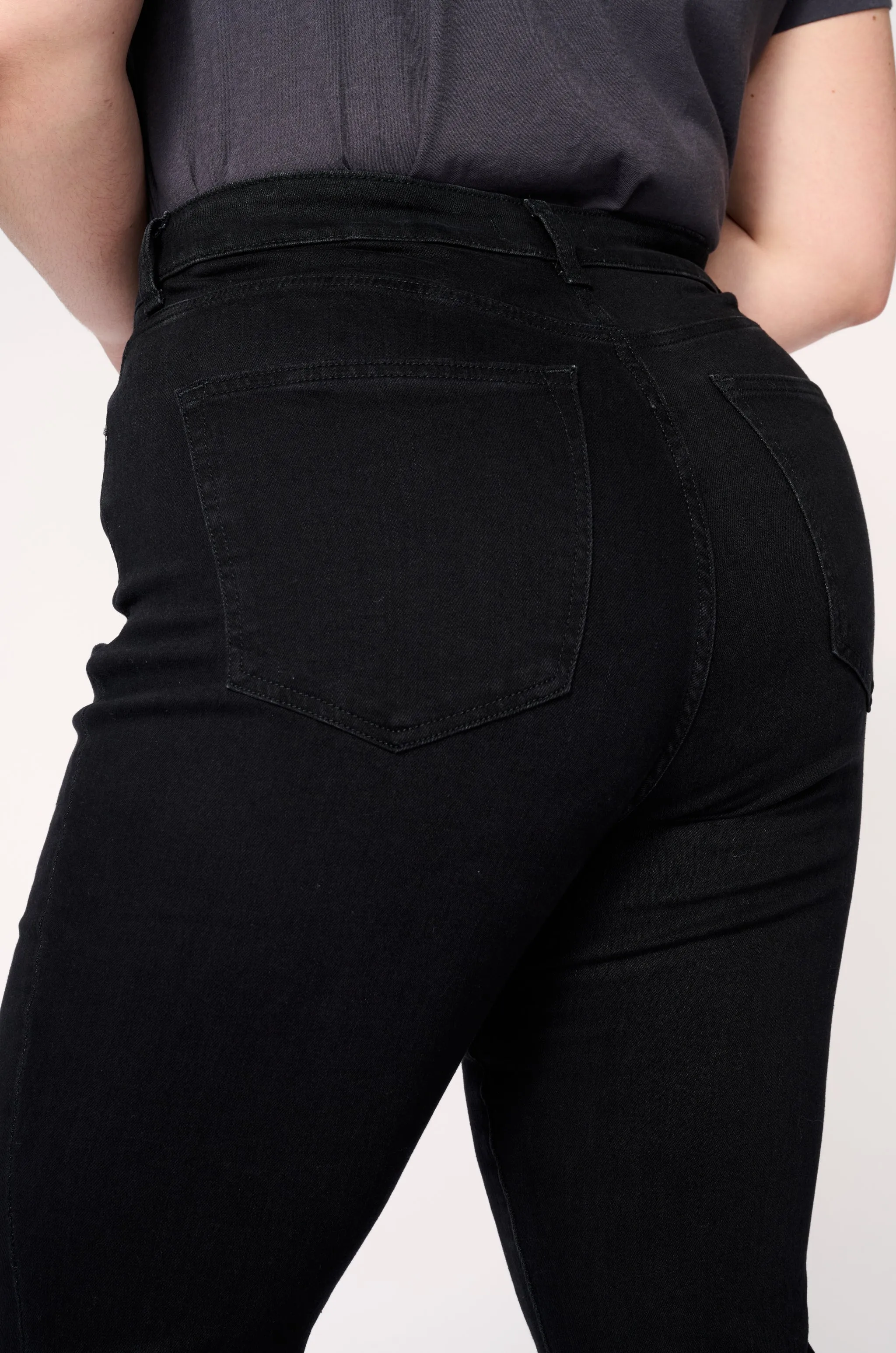 MIA PLUS - FLARE JEANS | WELL