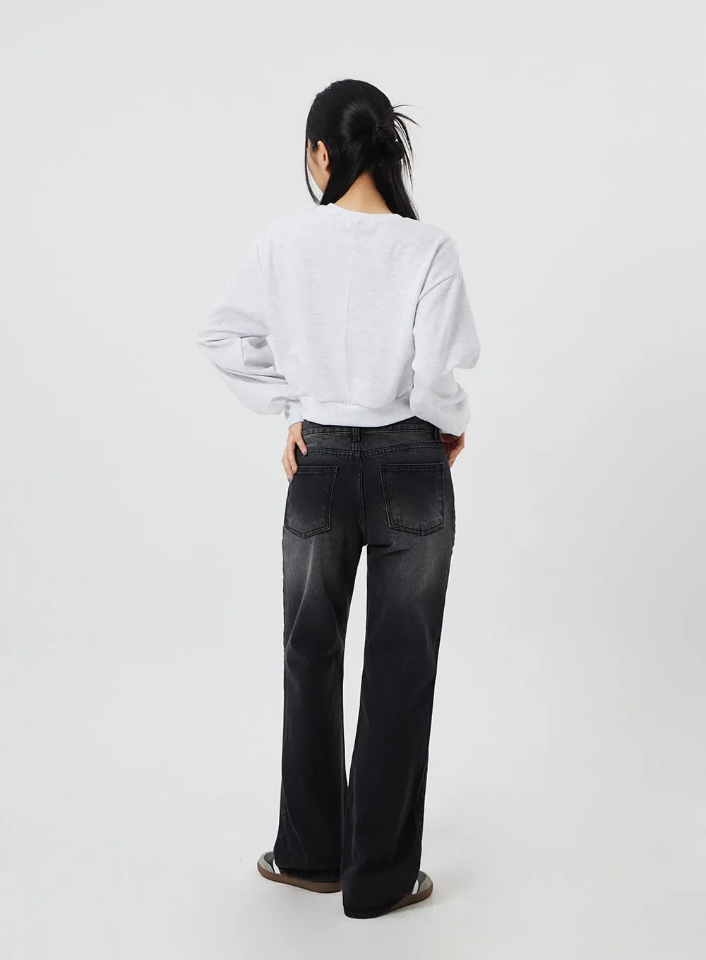Mid-Rise Bootcut Jeans CF327