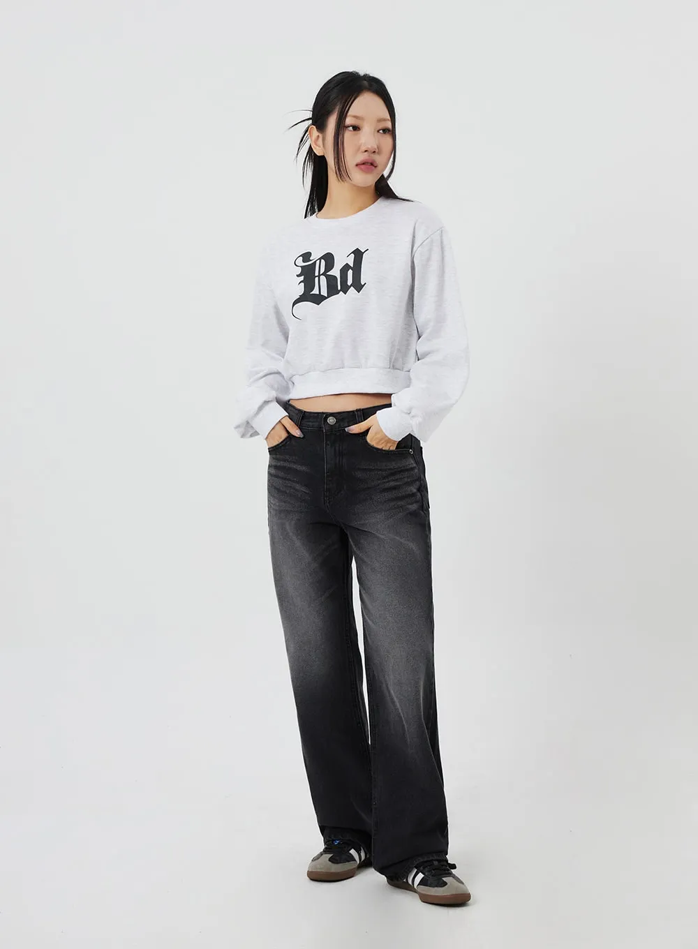 Mid-Rise Bootcut Jeans CF327