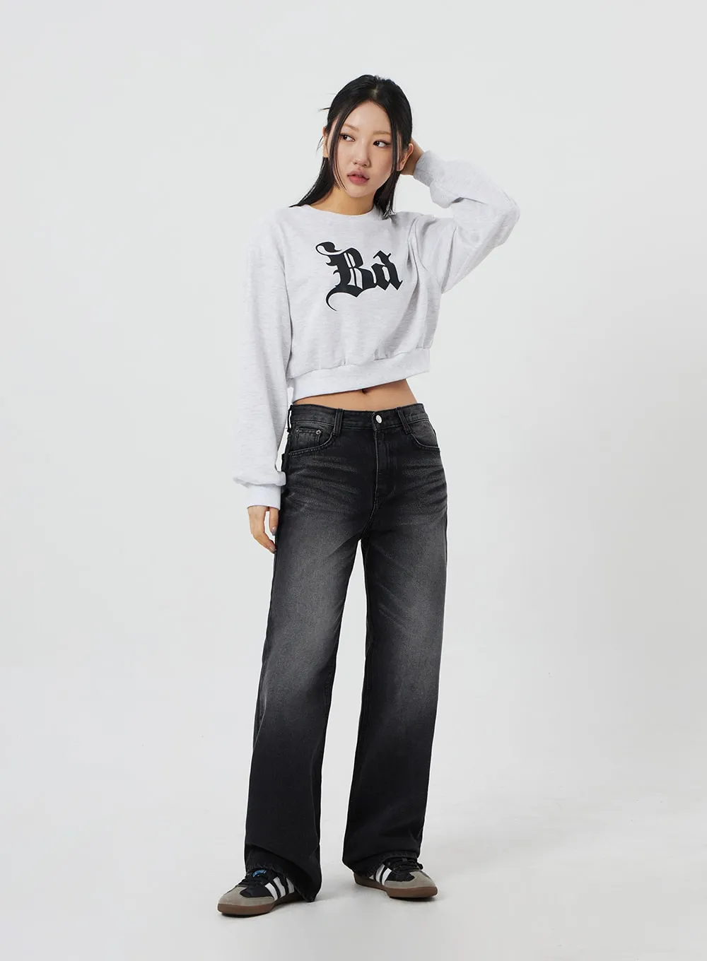 Mid-Rise Bootcut Jeans CF327