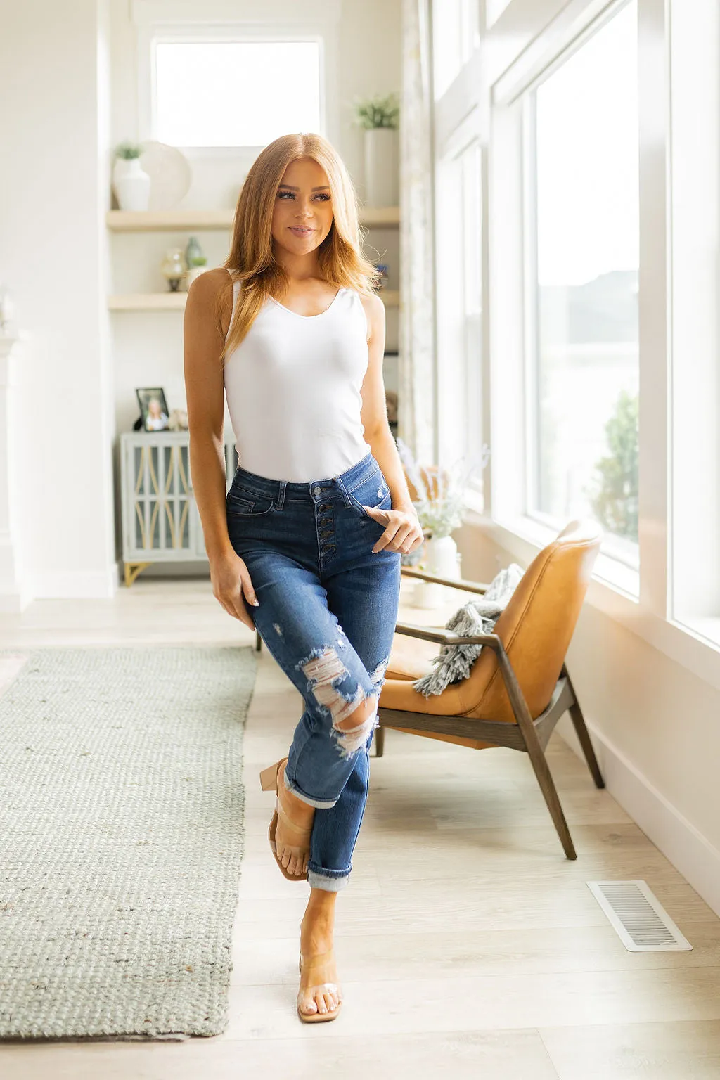 ONLINE EXCLUSIVE JUDY BLUE Colt High Rise Button Fly Distressed Boyfriend Jeans