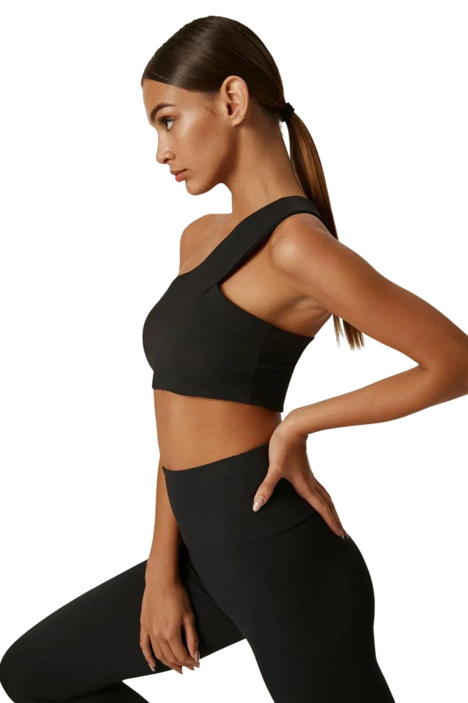 Train One Shoulder Bra